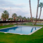no-vaciar-una-piscina-en-verano